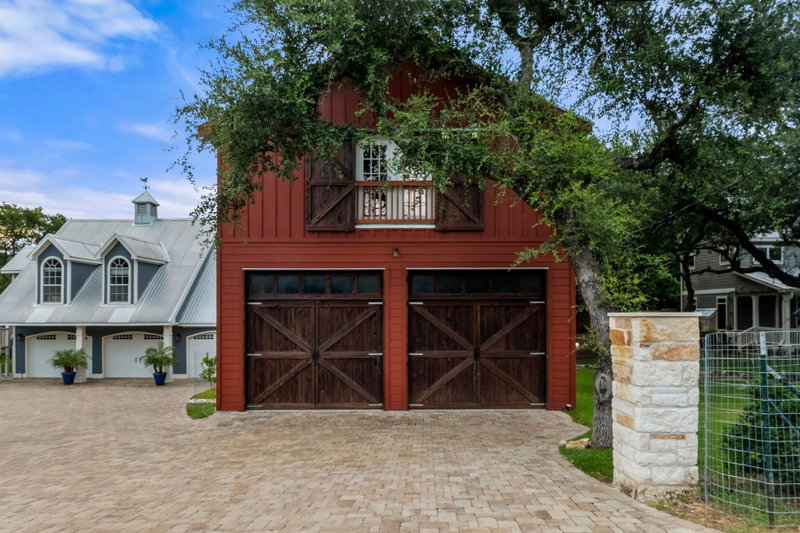 Property photo 30
