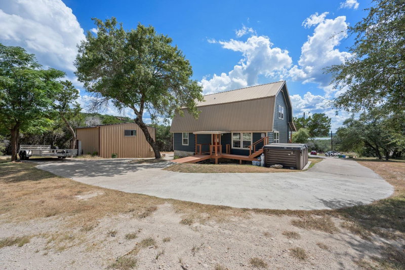 Property photo 8