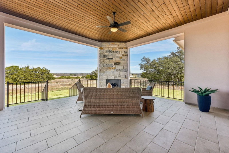 Property photo 35