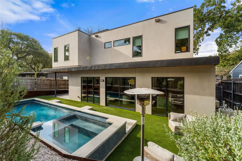 Property photo 32