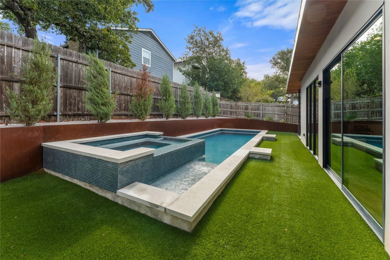 Property photo 35