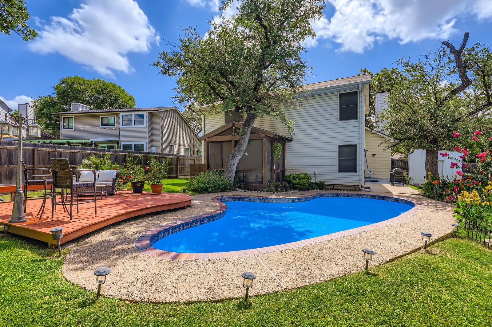 4513 Sidereal DR - Photo 1