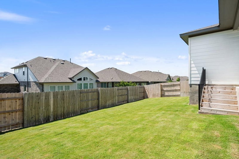 Property photo 40