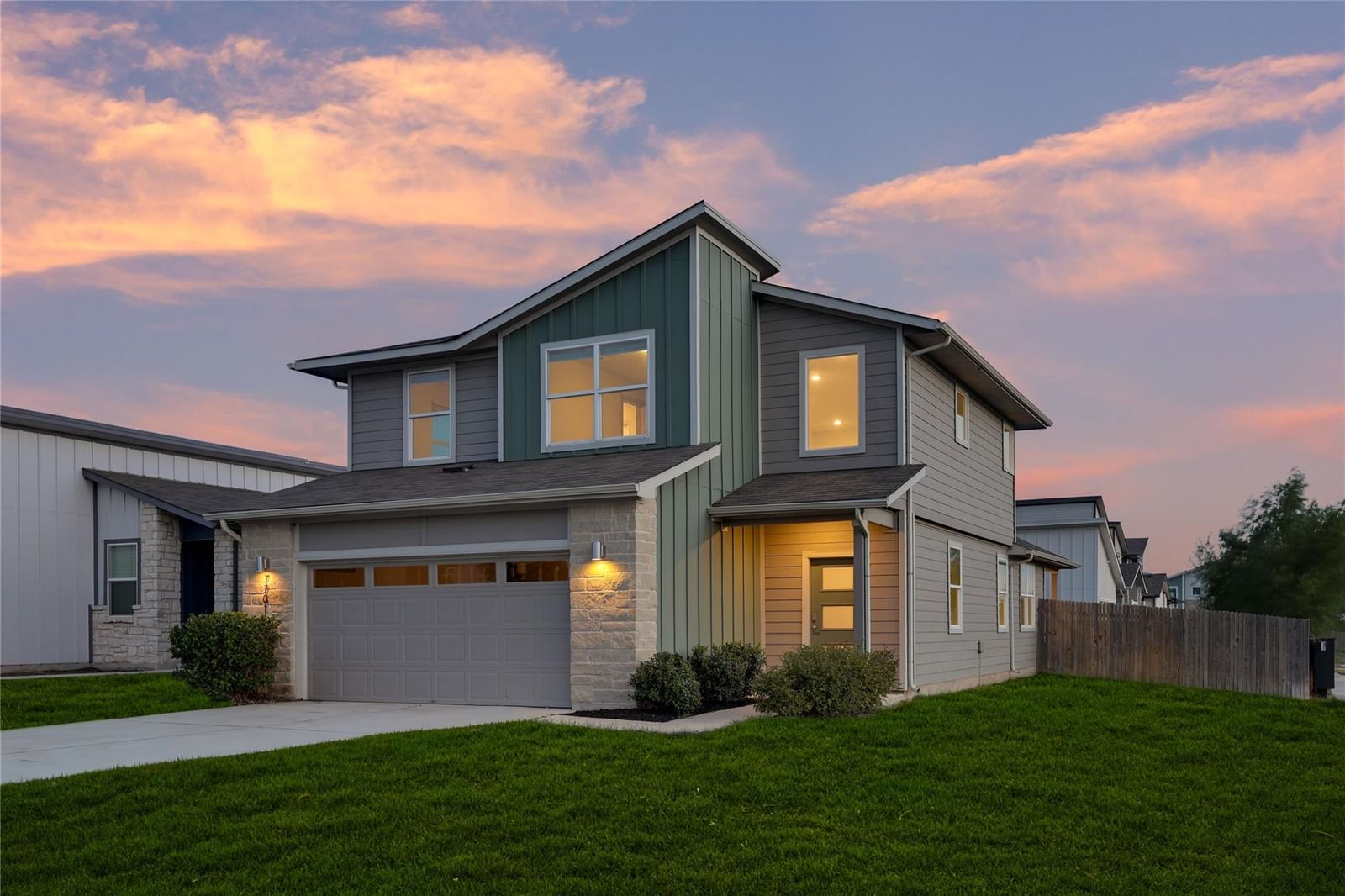7701 Jacobean WAY - Photo 1