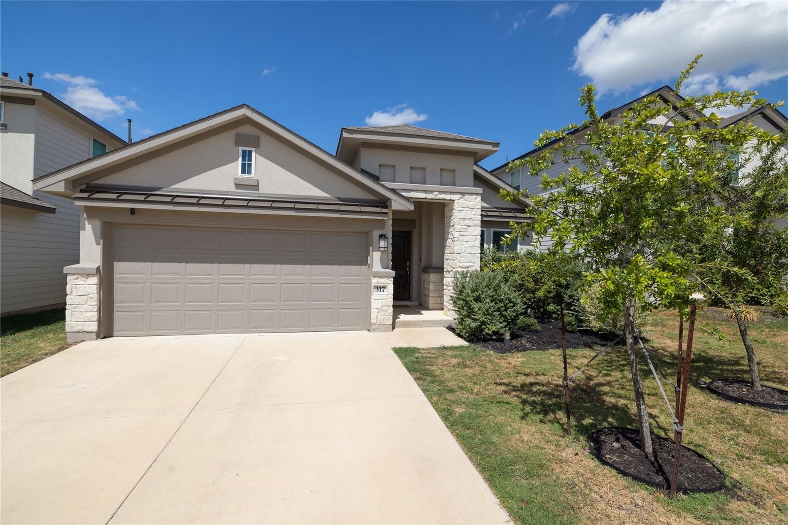 317 Windstar RD - Photo 1