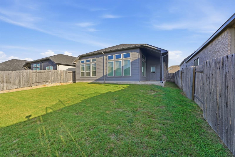 Property photo 33