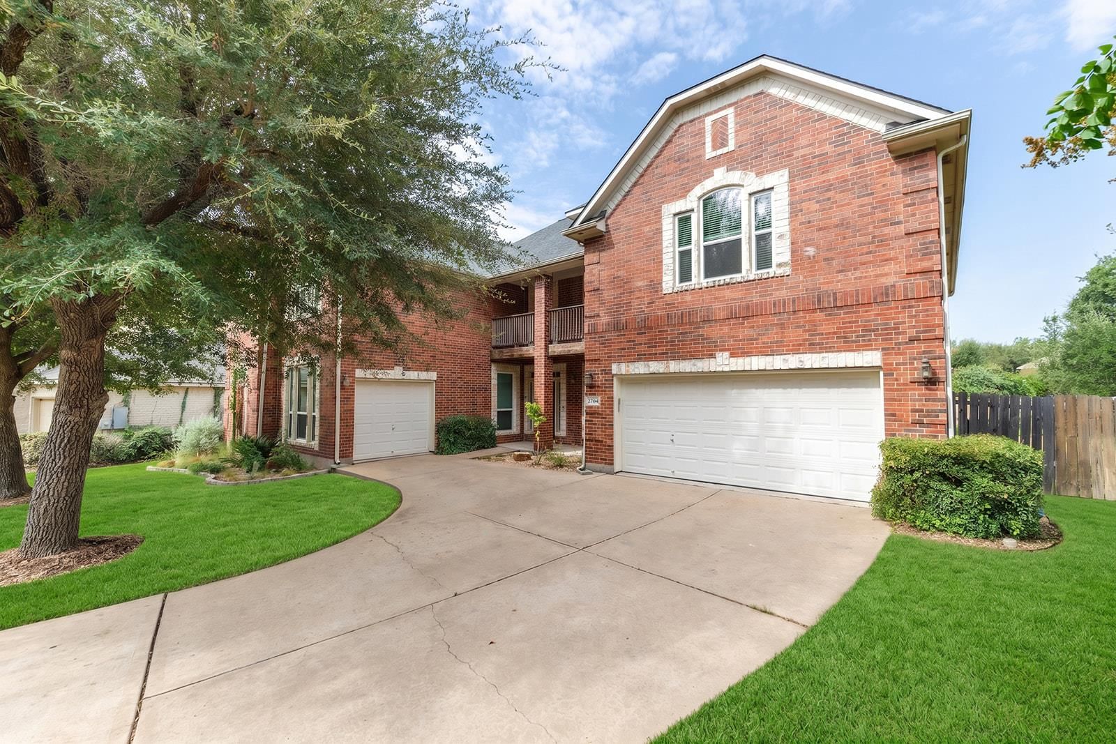 2704 Covington PL - Photo 1