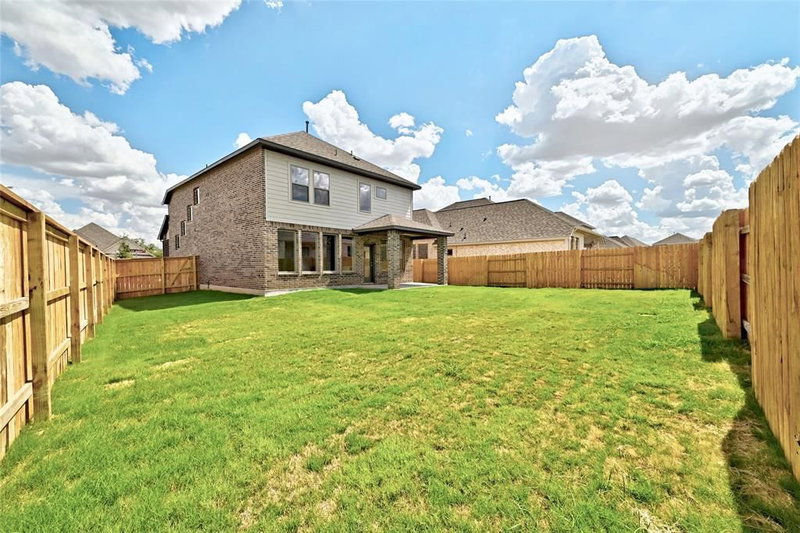 Property photo 24