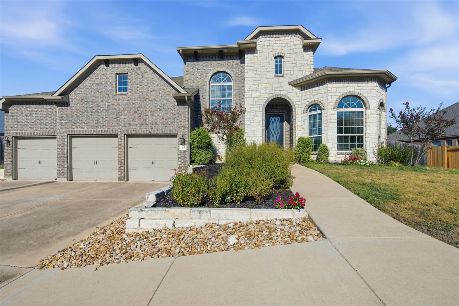 324 Stoney Point RD - Photo 1
