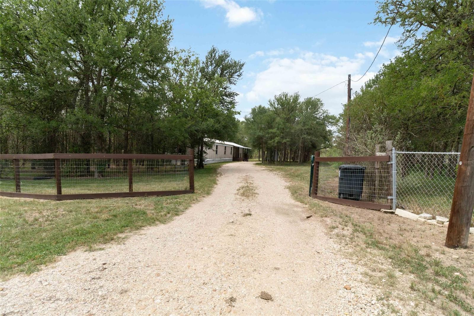 153 Cherylton DR - Photo 1