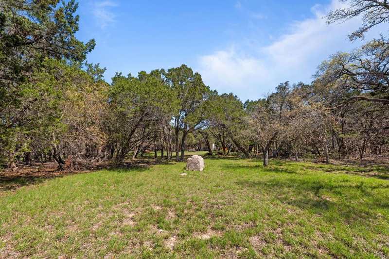 Property photo 28