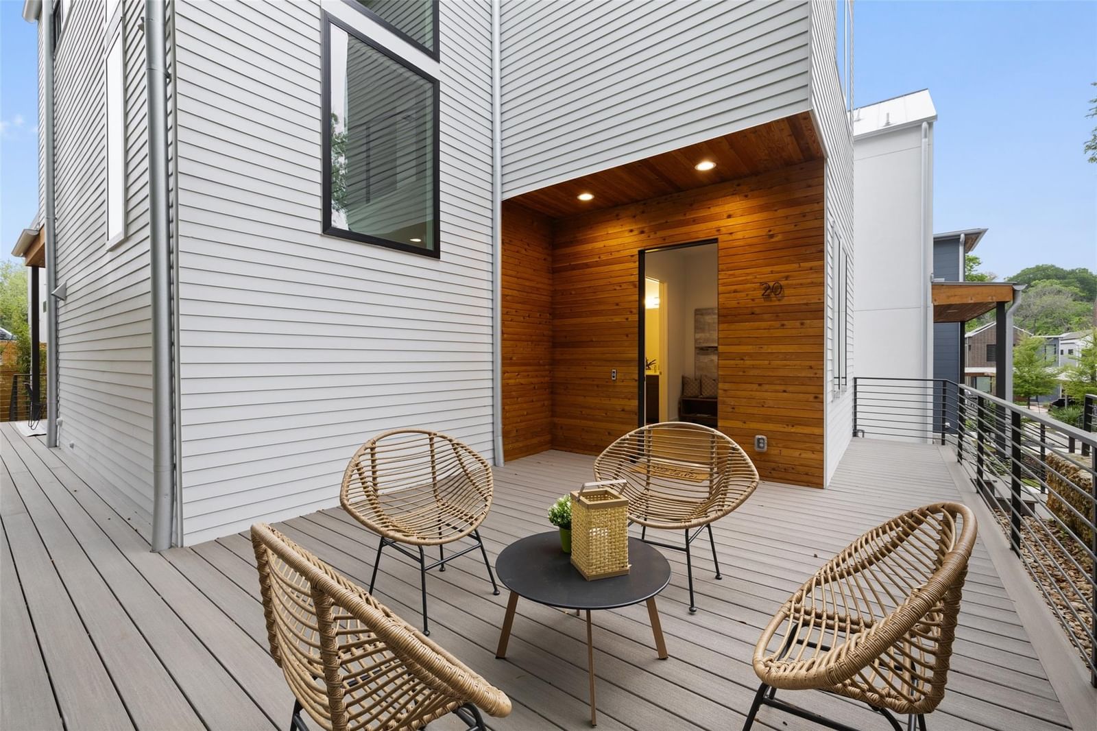 900 2nd ST #20 - Photo 1