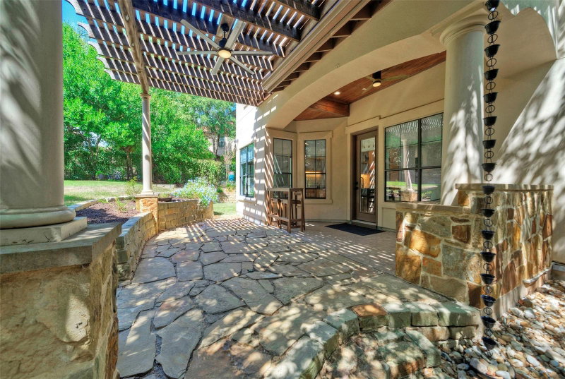 Property photo 34