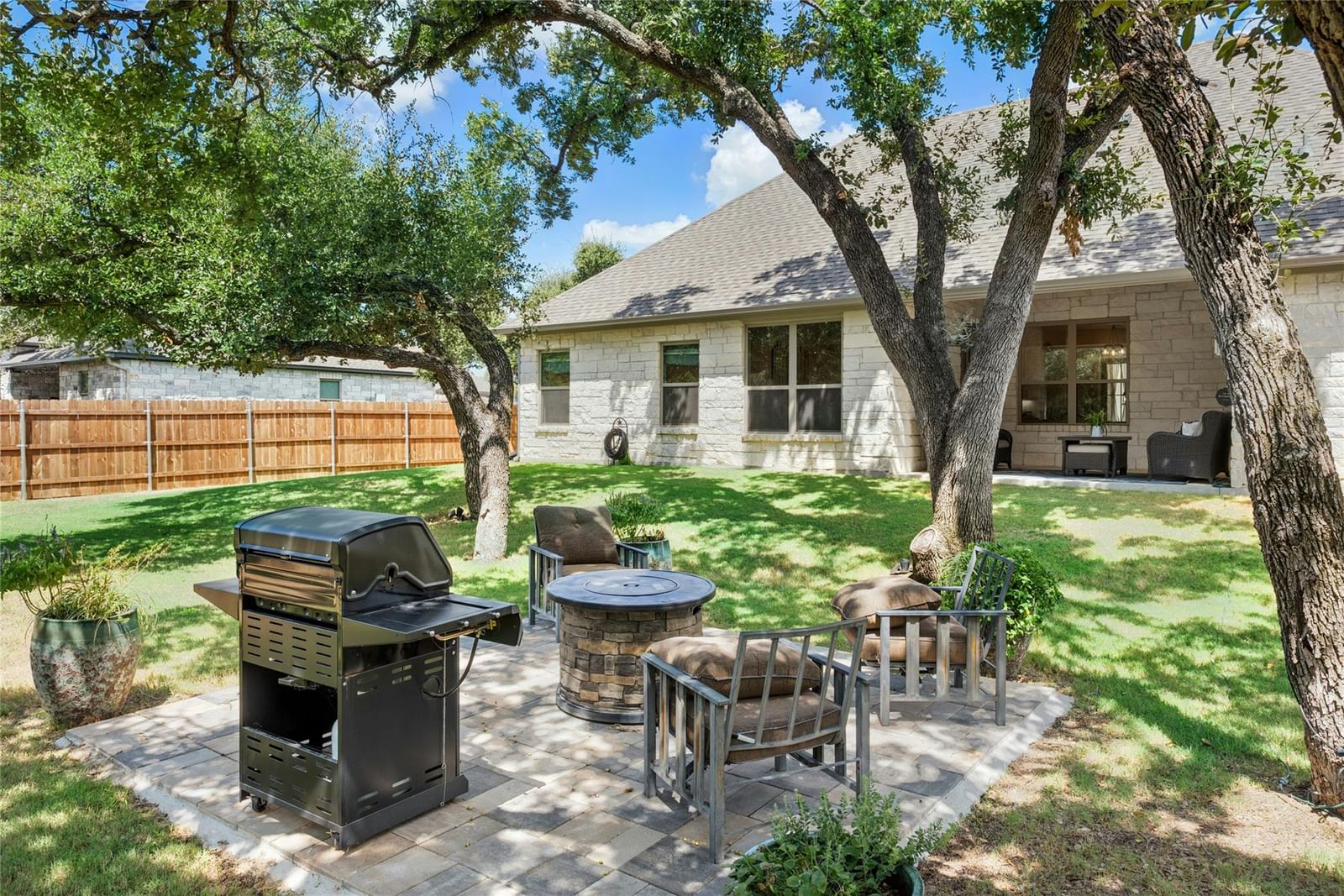 Photo 28