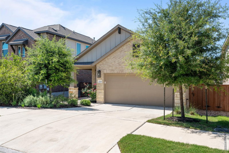 Property photo 24