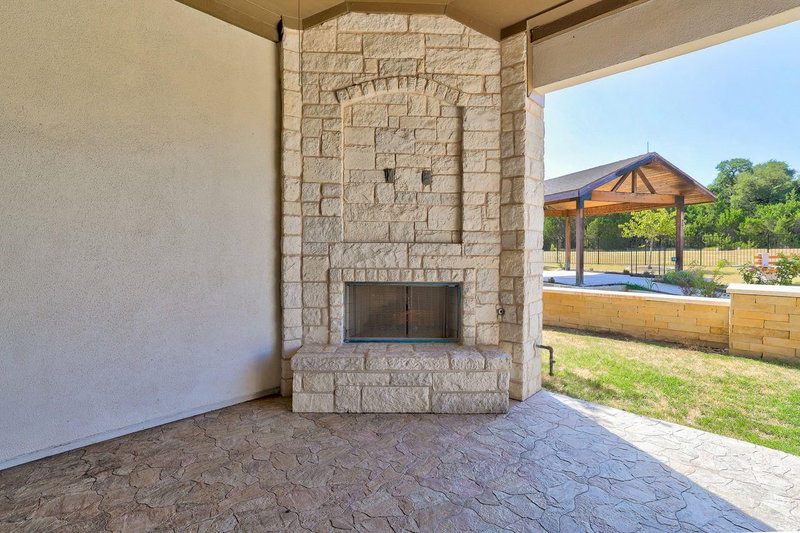 Property photo 38