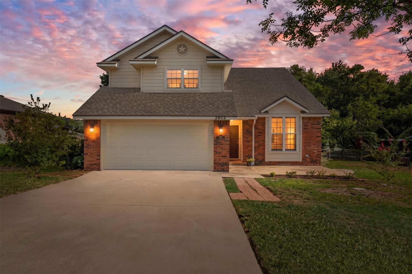1507 Wofford DR - Photo 1