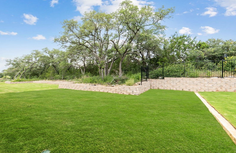 Property photo 24