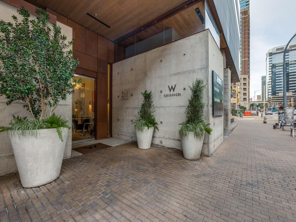 210 Lavaca ST #1801 - Photo 1