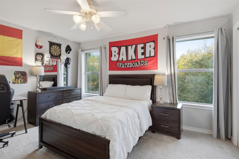 Property photo 32