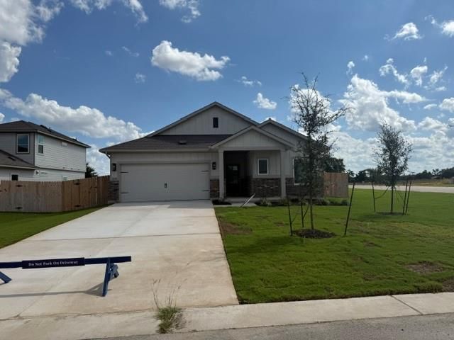 205 Gene Ray Ave - Photo 1