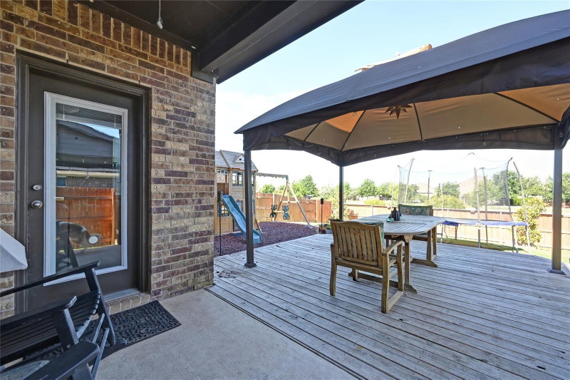 Property photo 28