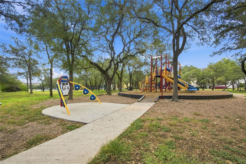 Property photo 31