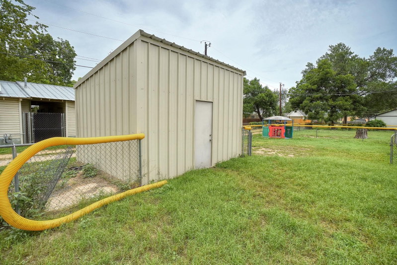 Property photo 37