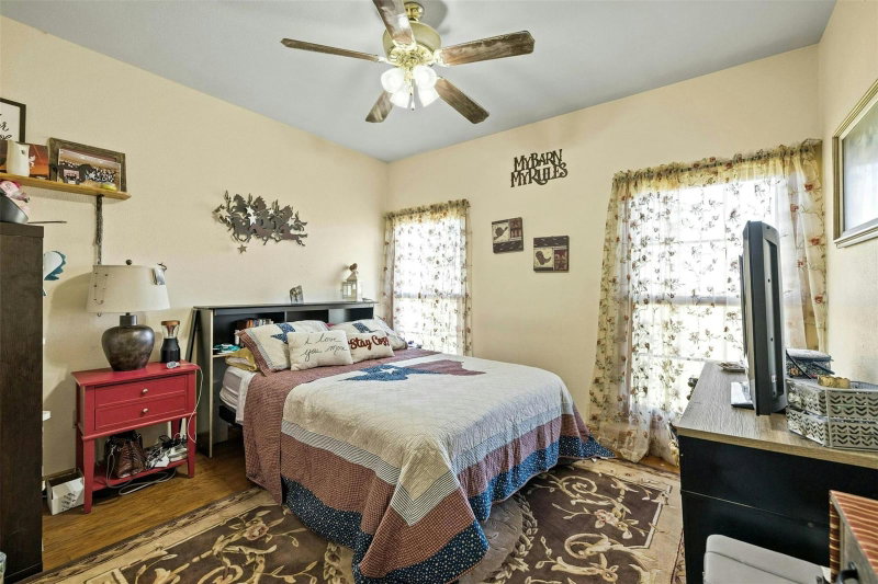 Property photo 16