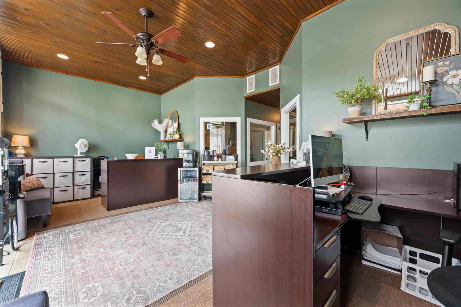 Photo 6
