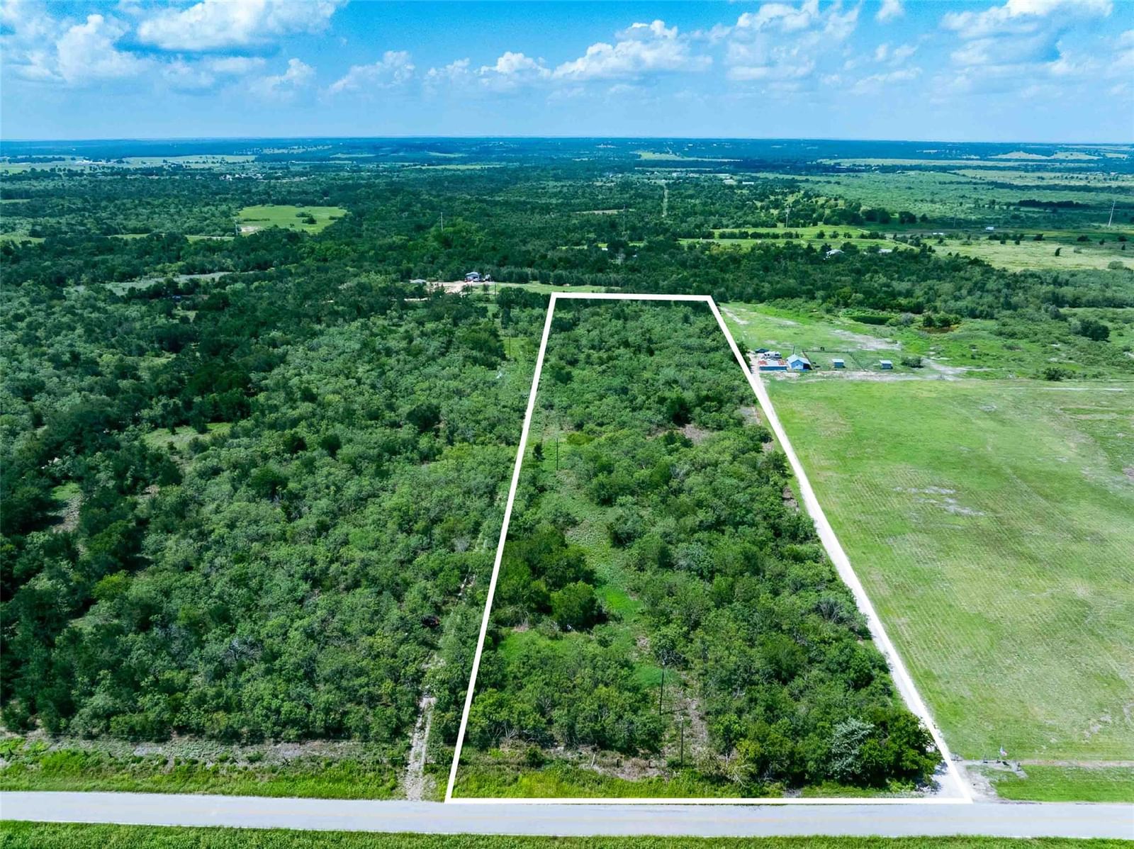 17509 Albert Voelker RD - Photo 1