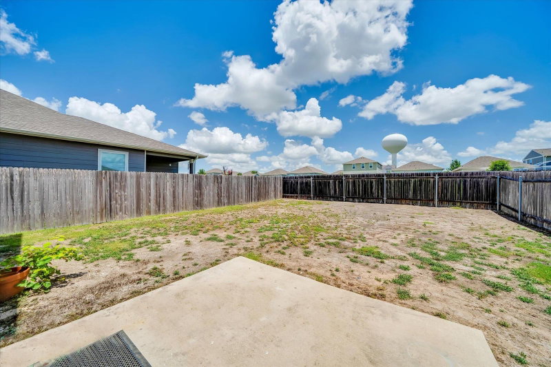 Property photo 31