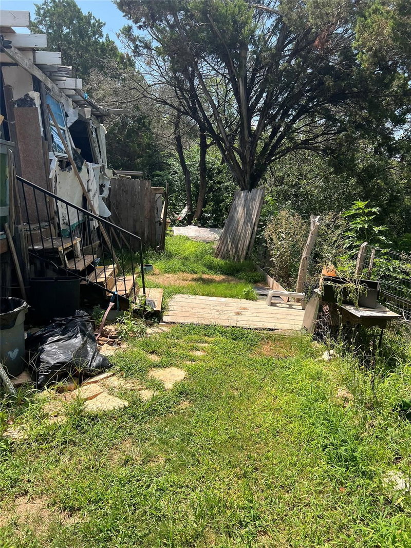 Property photo 32