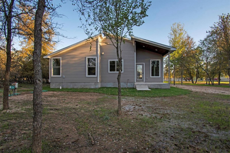 Property photo 38