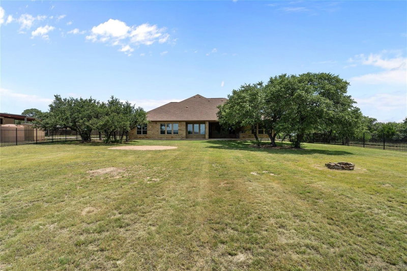 Property photo 25
