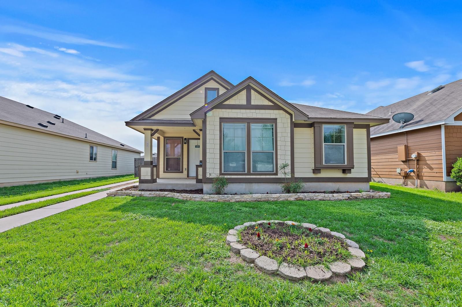 4603 Halliday Ave - Photo 1