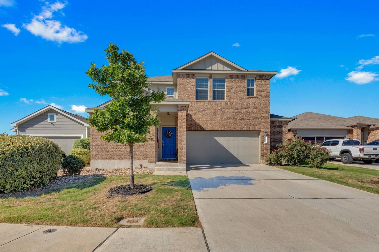 400 Xanadu DR - Photo 1