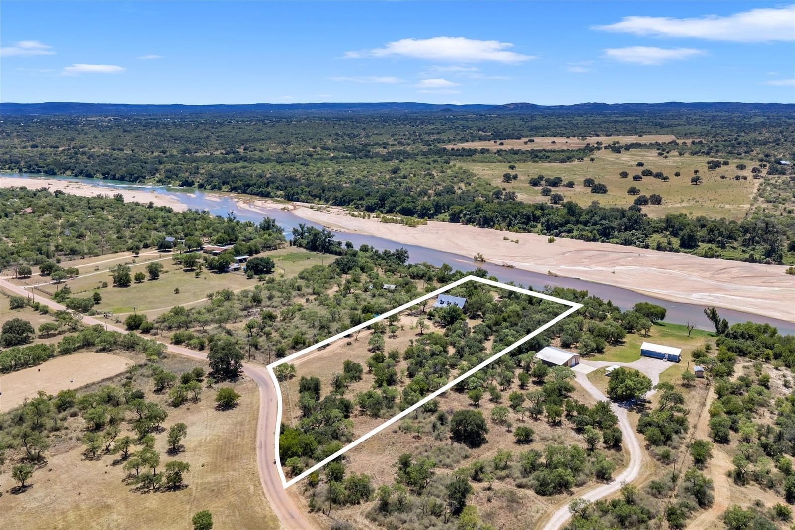 211 Riverside DR - Photo 1