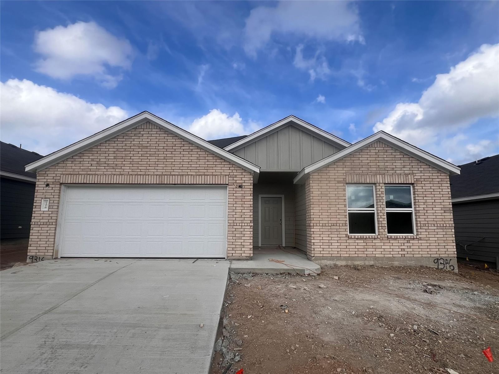 9316 Furman DR - Photo 1