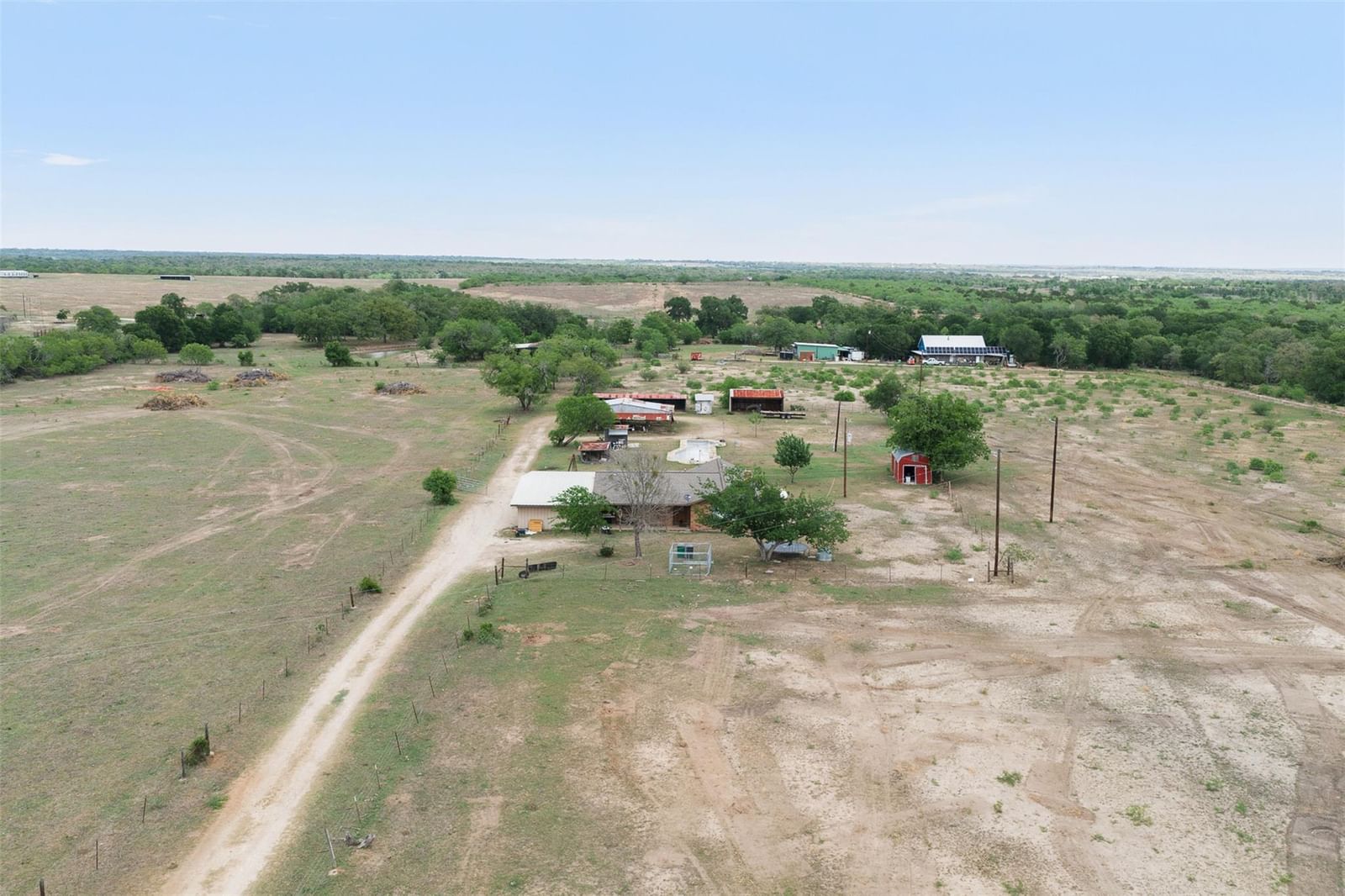 9765 FM 20 - Photo 1