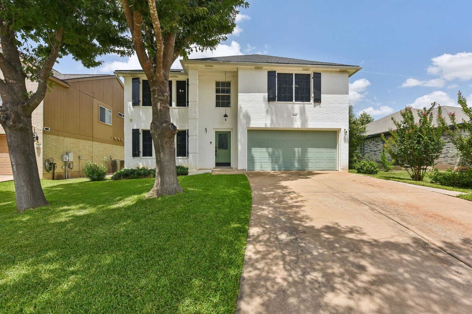 3821 Tailfeather DR - Photo 1