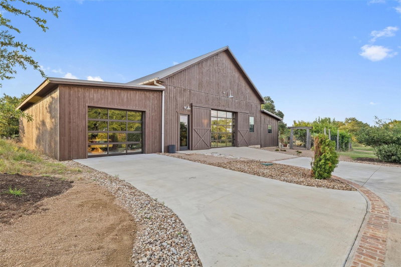 Property photo 36