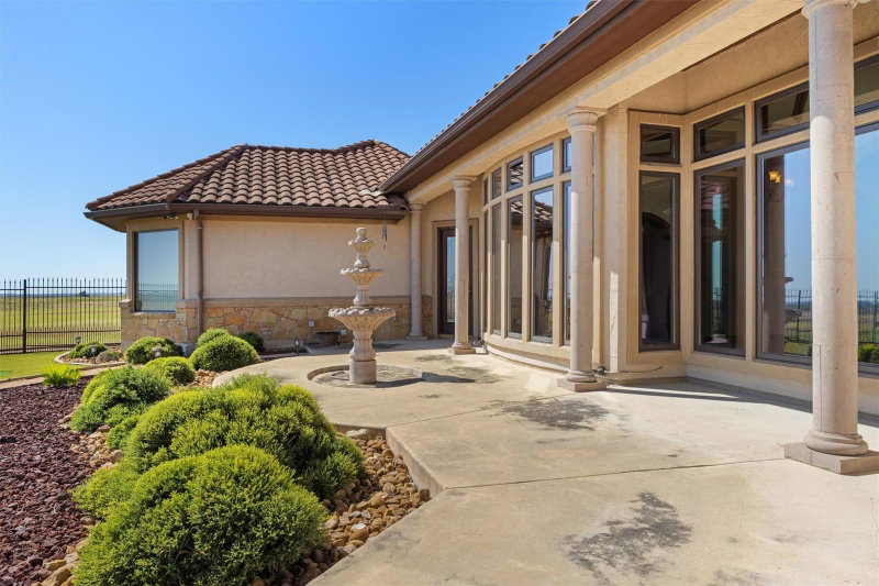 Property photo 25