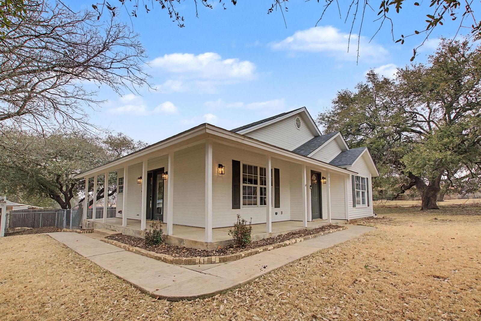 4308 Mountain View DR - Photo 1