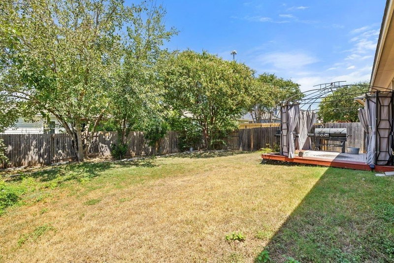 Property photo 35