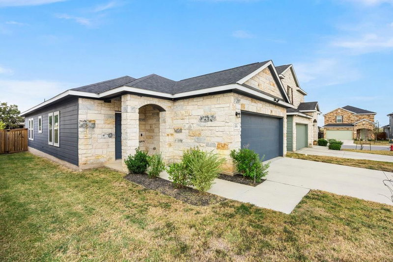 Property photo 36