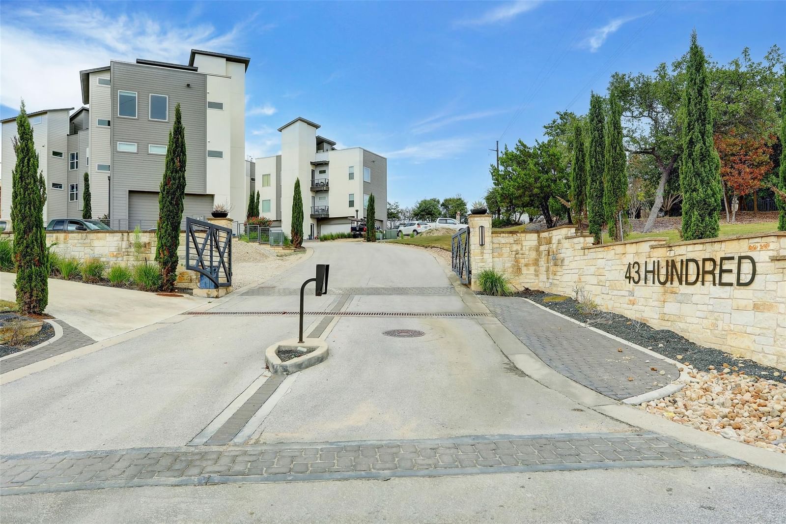4300 Mansfield Dam RD #1221 - Photo 1