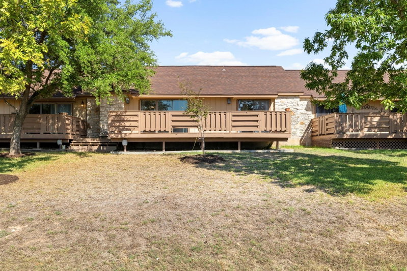 Property photo 32