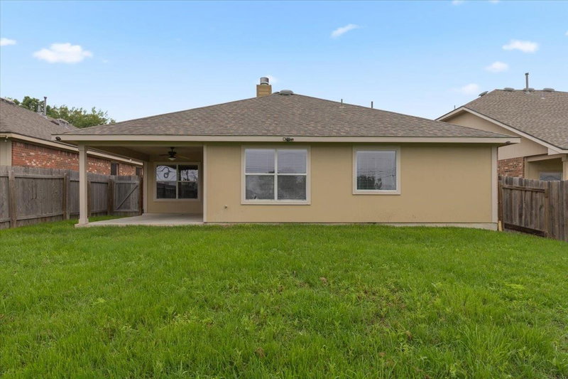 Property photo 33