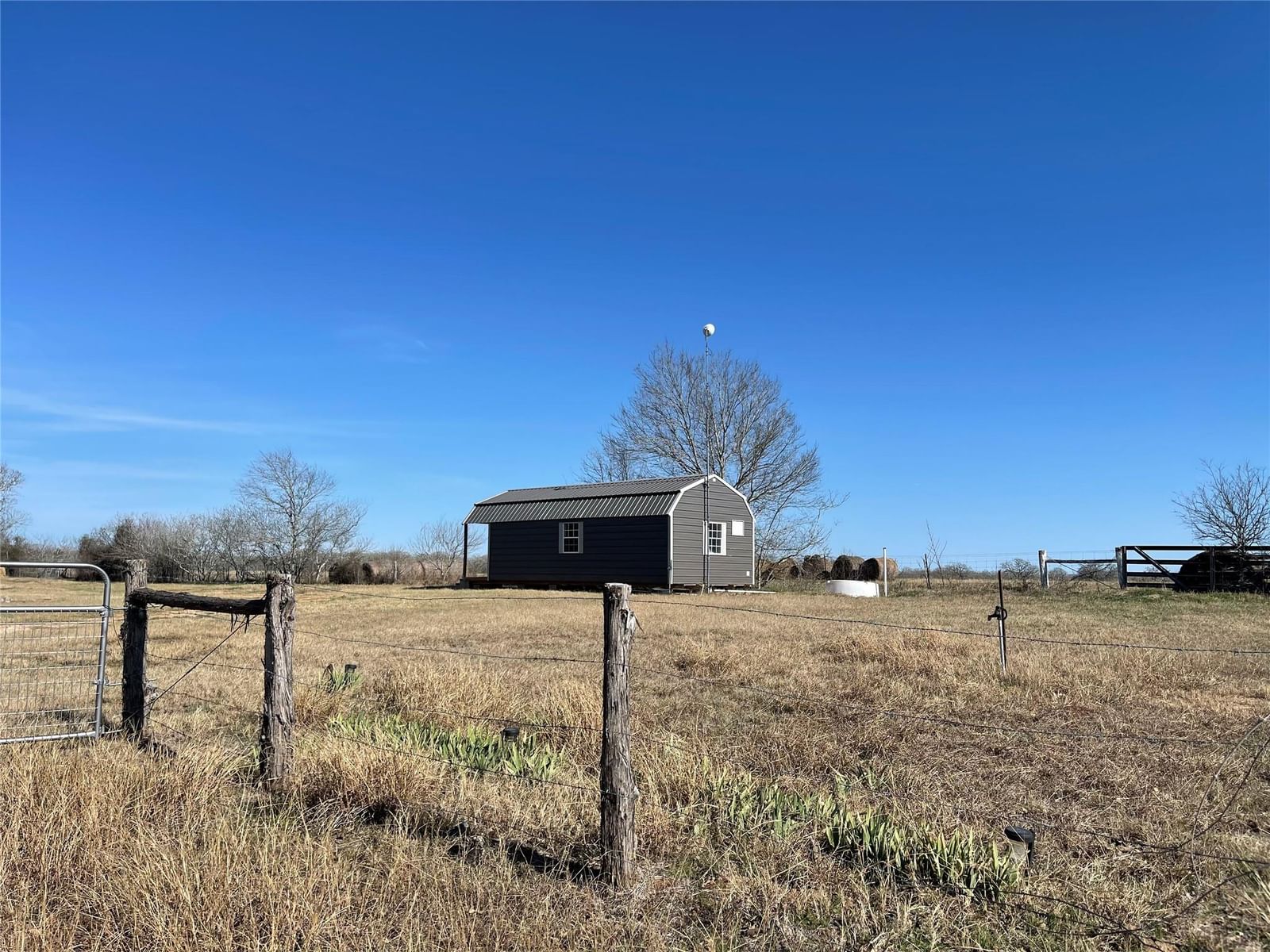 5279 Fm 2762 - Photo 1